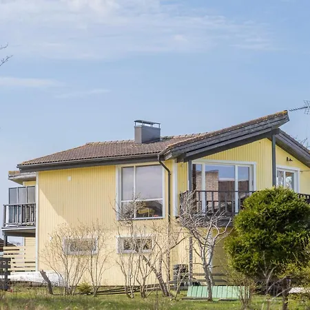 فيلة Rannakivi Puhkemaja *