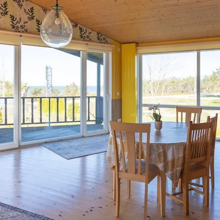 Rannakivi Puhkemaja *