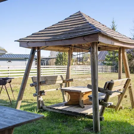 فيلة Rannakivi Puhkemaja