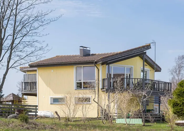 Rannakivi Puhkemaja * Kärdla