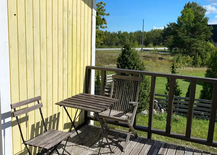 Rannakivi Puhkemaja * Kärdla