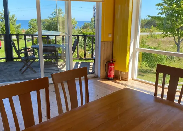 Rannakivi Puhkemaja * Kärdla